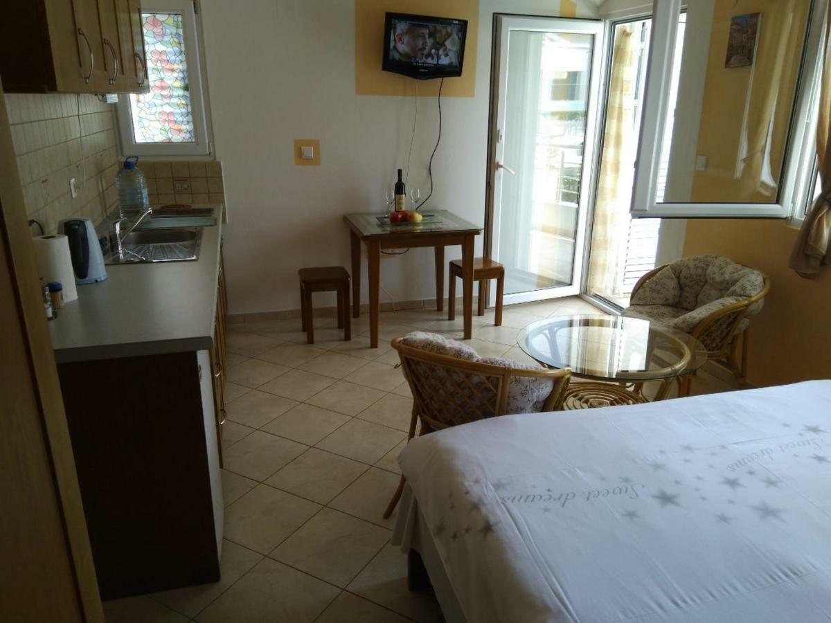 Apartments Lanterna Tivat Luaran gambar